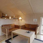 Semesterbostad Aakirkeby Liii Vester Somarken