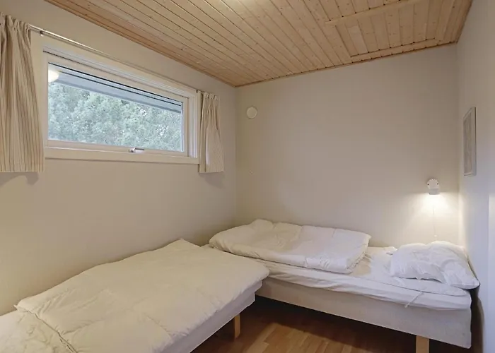 Aakirkeby Liii Vester Somarken